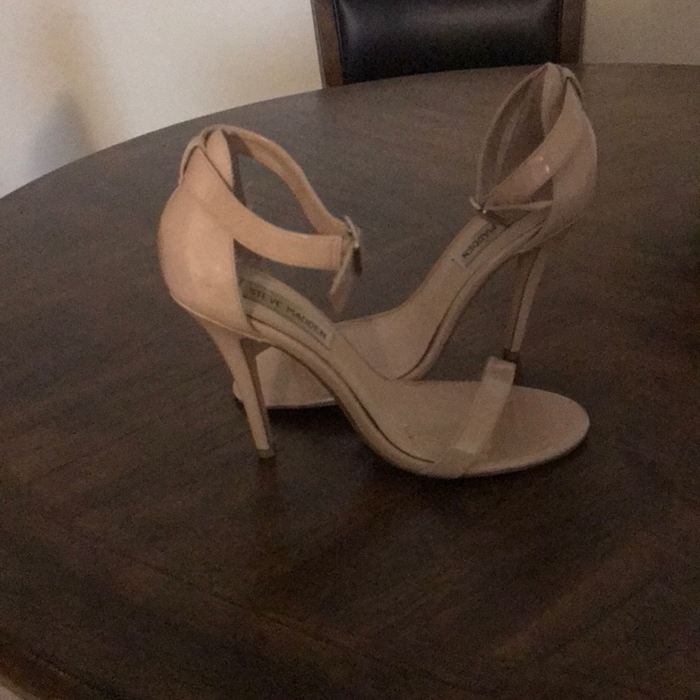 Steve Madden sandal
